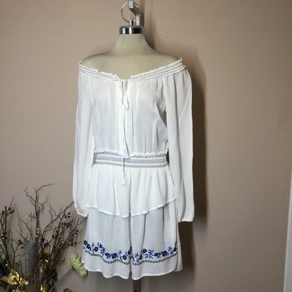 *NEW* Hype, Gorgeous Embroidered, Long Sleeves White Summer Dress Size L. - Picture 7 of 12